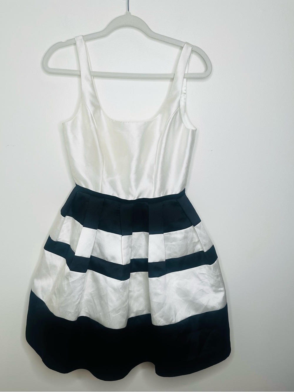 ABS by Allen Schwartz Navy & White Striped Fit & Flare Dress Size - Picture 3 of 10